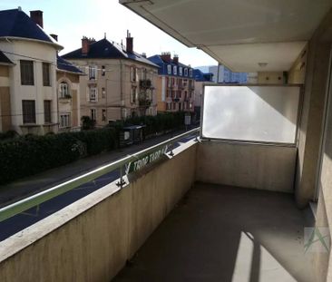 CHAMBERY - T1 + balcon - Photo 4