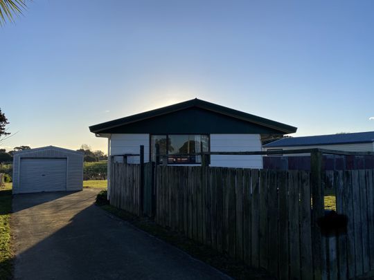 3 Tauranga-A-Ika Street, Manaia - Photo 1