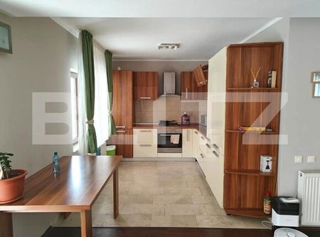 Apartament 2 camere 60 mp, terasa, Pet Friendly, parcare, Grand Hotel Italia - Fotografie 2