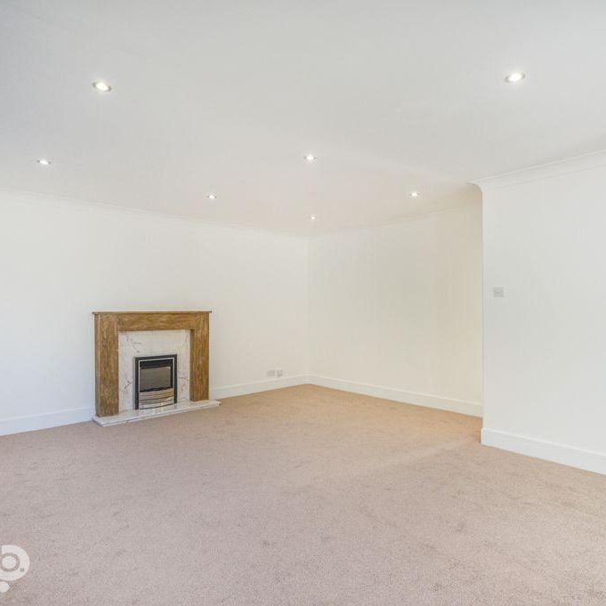 4 bedroom detached house to rent - Photo 1