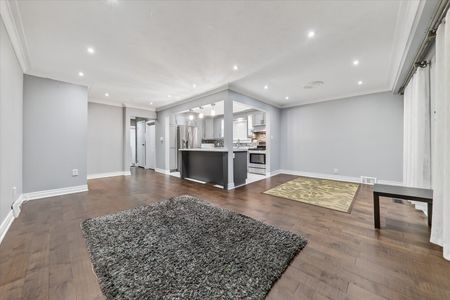 For Lease - 18 Wetherby Drive Unit# Main, Toronto, Ontario - Photo 2