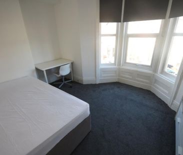 5 bedroom maisonette to rent - Photo 3