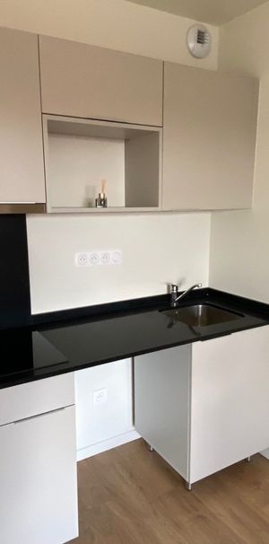Location Appartement 2 pièces 41m² DOUAI 59500 - Photo 1