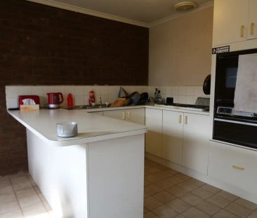 4/15 Market Road, Werribee VIC 3030 - Photo 1