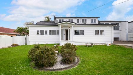 Room for Everyone - Photo 2