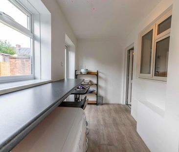 131 Fifth Avenue, Heworth - Photo 1