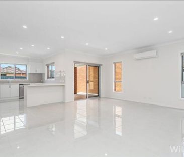 Altona North - Photo 1