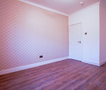 7 Bed Terraced House, Brenthurst Road, NW10 - Photo 3