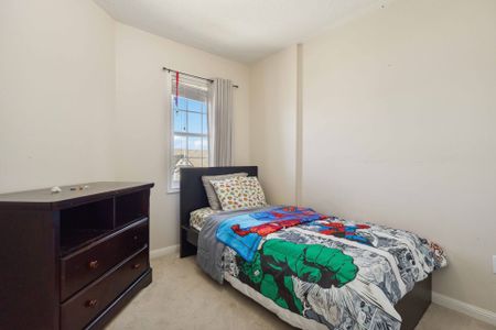 For Lease - 26 Farmstead Drive, Clarington, Ontario - Photo 4