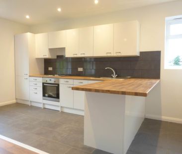 Oxhey Road, Oxhey, WD19 - Photo 5