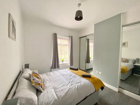 3 bedroom serviced apartment to rent - Photo 5