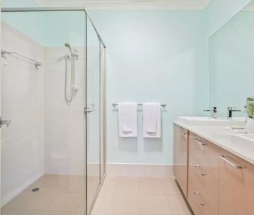 Spacious Family Single Level - Photo 2