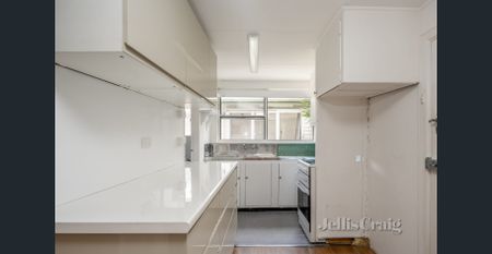 Three Bedroom Home in Prime Richmond Location - Photo 4