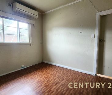 Charming & Convenient Home in the Heart of Noble Park - Photo 5