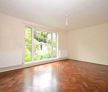 Parkway, Welwyn Garden City, AL8 - Photo 1