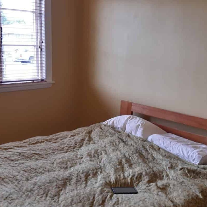 *** CLOSE TO PRIMARY SCHOOL AND FERRYMEAD SHOPPING COMPLEX *** - Photo 1