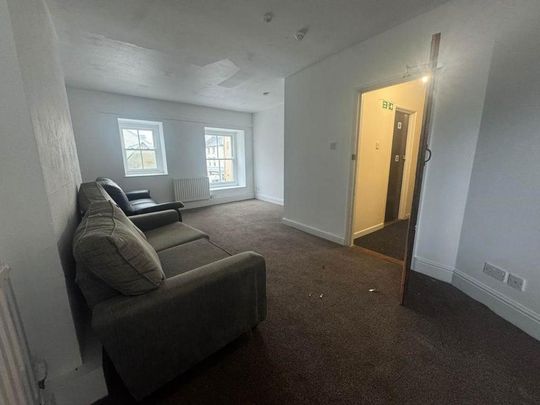 5 bedroom house to rent - Photo 1