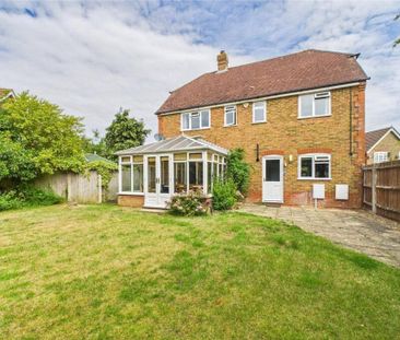 4 bedroom detached house to rent - Photo 4