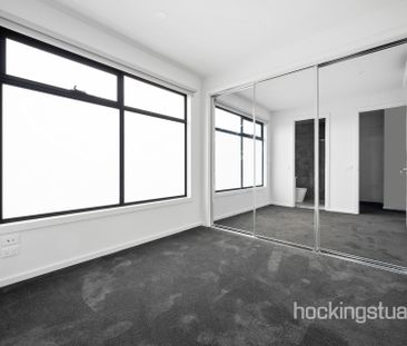 Luxury meets convenience - Photo 5