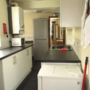 1 bedroom house to rent - Photo 2