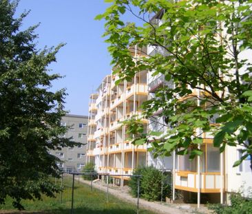 schöne 4 Raum Wohnung im 1. OG - Photo 4