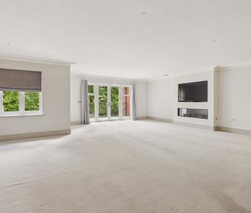 3 bedroom apartment to rent - Photo 1