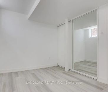 56 Bicknell Avenue #Lower - Photo 2