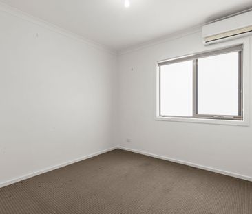 Low-Maintenance Lifestyle with Modern Finishes - Photo 1