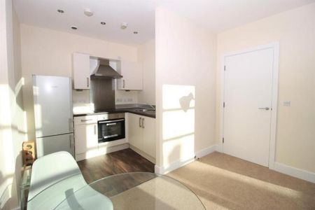 1 bedroom flat to rent - Photo 3