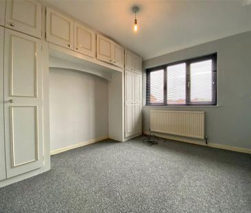 2 bedroom semi-detached house to rent - Photo 3