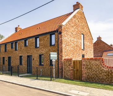 3 bedroom semi-detached house to rent - Photo 5