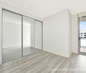 Luxury 2 Bedroom Apartment, Level 9 - Photo 1