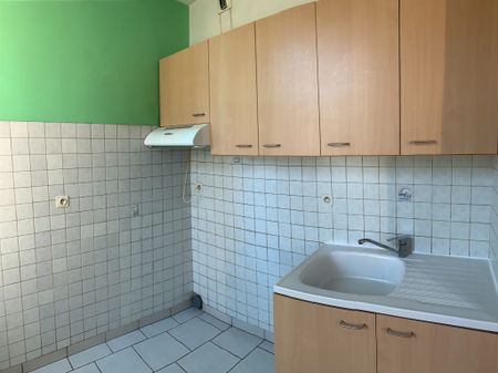 Location Appartement 3 pièces 50m² - Photo 2