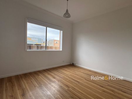 FRESHLY RENOVATED HOME WITH SELF CONTAINED STUDIO - Photo 2