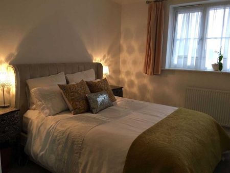 3 bedroom terraced house to rent - Photo 4