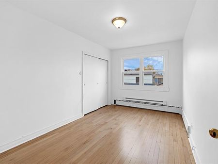 Unit : Entire unit - Photo 4