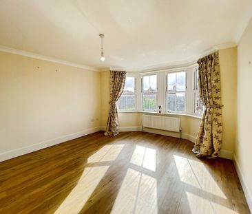 4 bedroom Town House to let - Photo 1