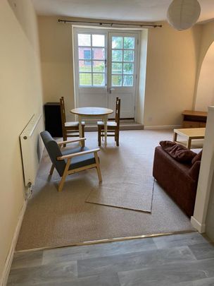3 bedroom flat to rent - Photo 1