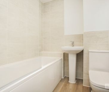 Vitellius Close, NUNEATON - Photo 5