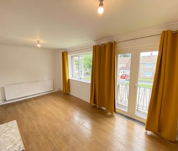 Bay Tree Avenue, Sketty, Swansea, SA2 - Photo 1