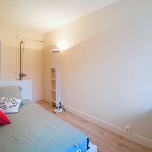 Appartement T1 Paris 15 à louer - Photo 3