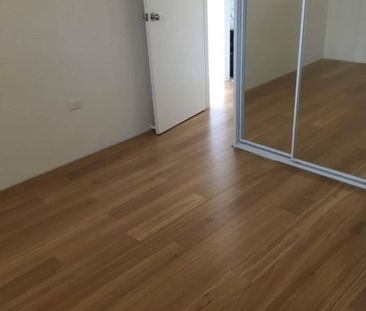 2 Bedroom Unit Located in Figtree! - Photo 4