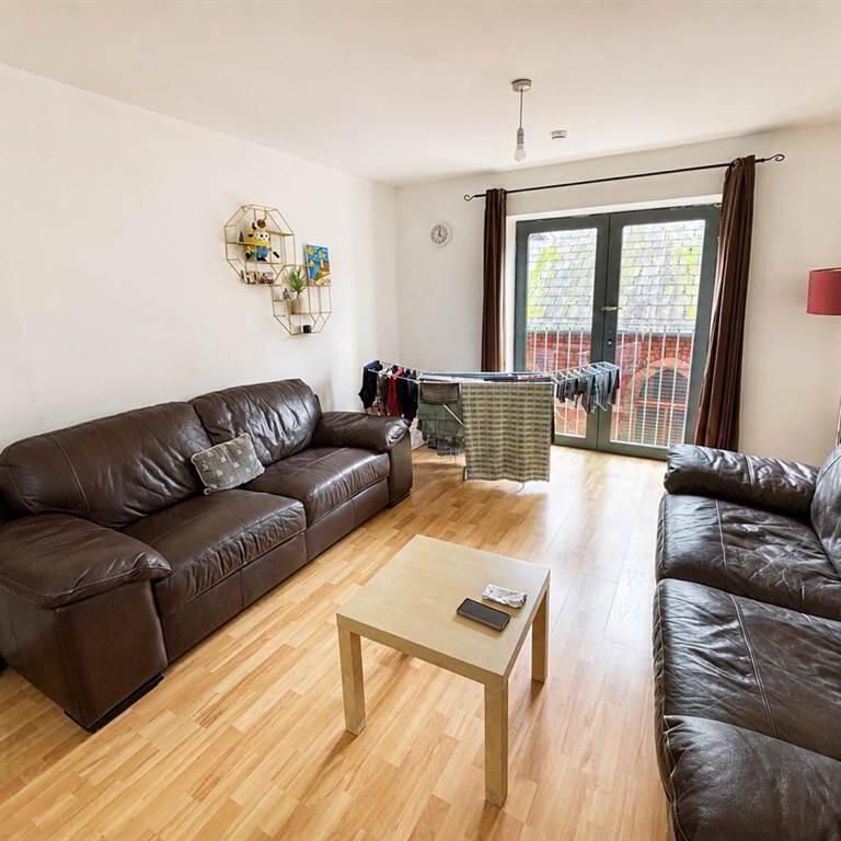 16 City Gate, Sussex Place, Belfast, BT2 8LN - Photo 1