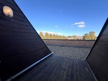 Ruime en gemeubelde duplex met zonnig terras te huur vlakbij Gasthuisberg - Arenberg - Sportkot - Photo 2