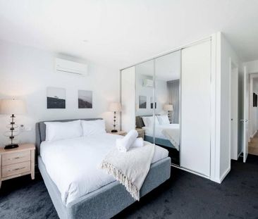 Fully Furnished Golf Course Beauty - Photo 5