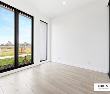 28 Mirimbah Walk, Wollert, Vic 3750 - Photo 3