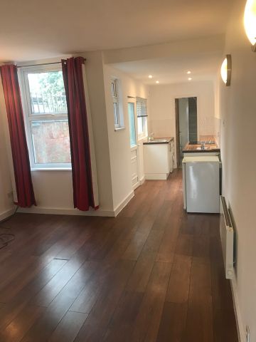 1 Bed Flat, Handley Street, LE2 - Photo 2