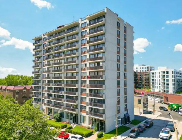 5455 Rue de Terrebonne | 5455 Rue de Terrebonne, Montreal - Photo 1