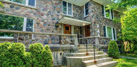 8 ½ LIBRE LE 1ER JUILLET - VILLE DE QUEBEC - Photo 2