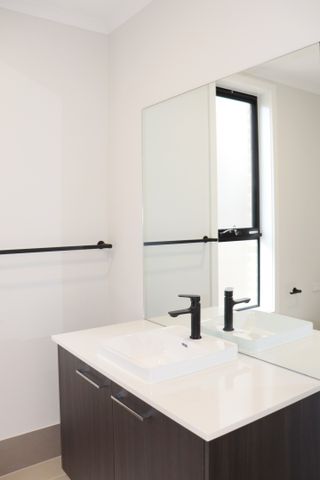 12 Apiary Street, Austral NSW 2179 - House For Rent | Domain - Photo 2